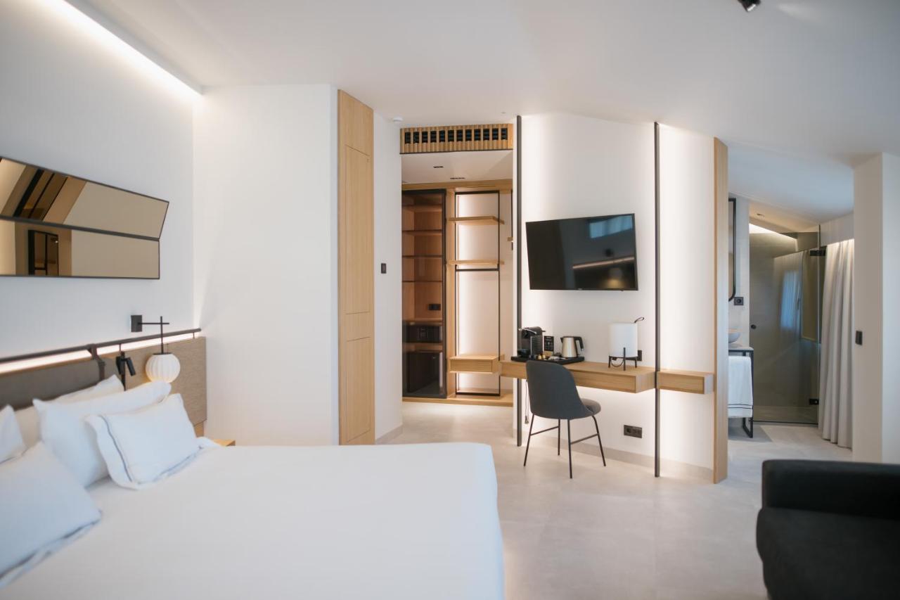 Myr Puerta Serranos Valencia Bagian luar foto