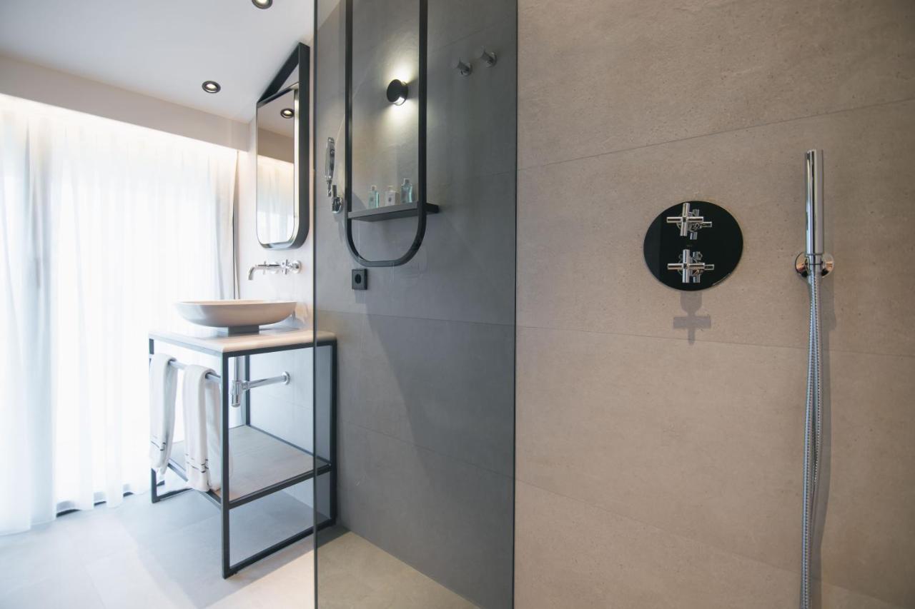 Myr Puerta Serranos Valencia Bagian luar foto